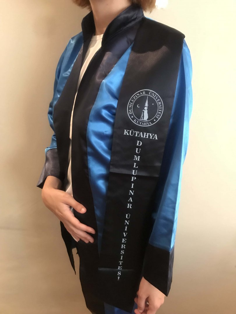 Akademisyen Kep Cübbe Modeli Saten Kumaş