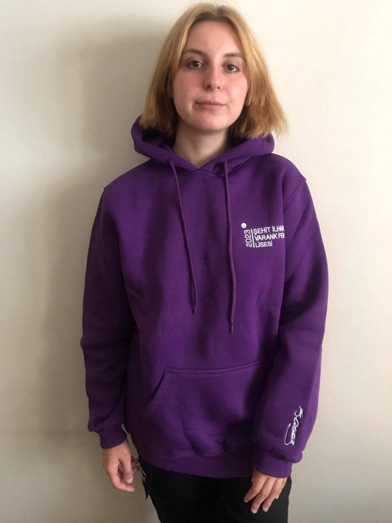 Nakışlı Hoodie Modeli